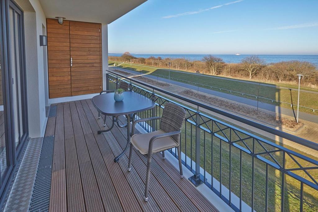 Aparthotel Waterkant Suites - Fewos Am Meer Mit Spa Börgerende-Rethwisch Camera foto